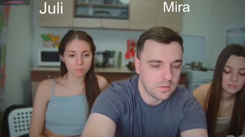 Julia and Mira online show from February 2025 03:18:02 PM