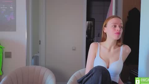 Julia and Mira online show from March 2026 08:09:01 AM