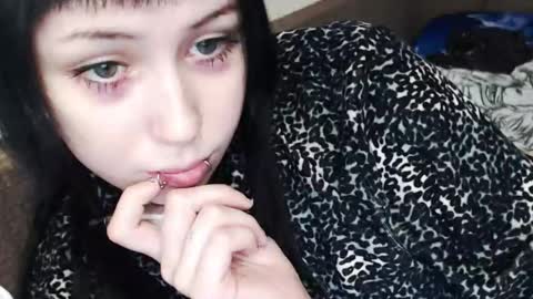 iiiiiiis online show from December 2025 02:43:02 AM