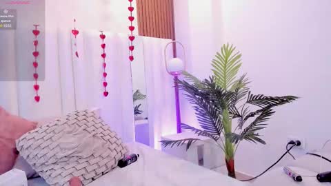 Zoe online show from February 2026 03:46:02 AM