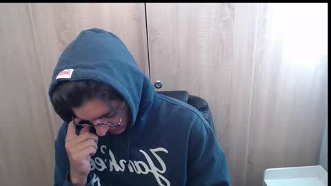 ikyan_nc online show from December 2025 03:40:02 PM