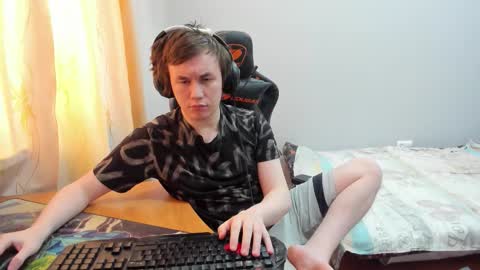 iliaskris online show from February 2026 06:51:02 AM