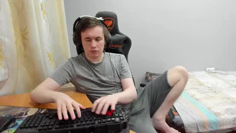 iliaskris online show from March 2026 10:48:01 PM