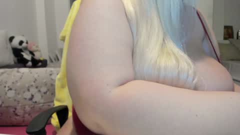 Bamby online show from January 2025 06:10:02 PM