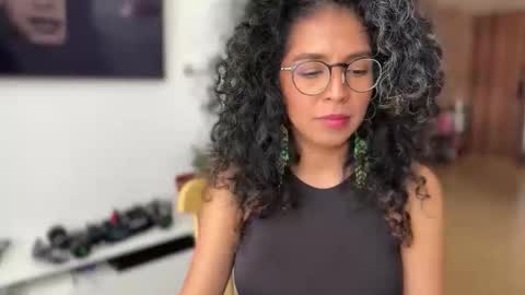 Kloe online show from February 2026 07:18:01 PM