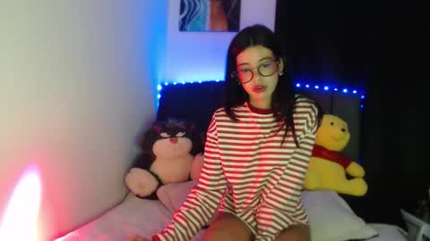 Ily Bea online show from April 2026 12:22:01 AM