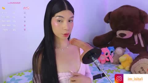 Snapshot of im__isabella chatting on May 2026 02:51:02 AM Isa Vasquez online show from May 2026 02:51:02 AM