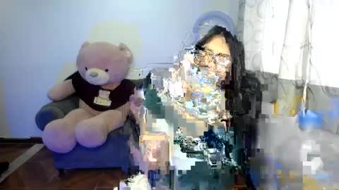 Alyn online show from February 2025 03:50:01 PM