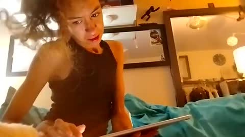Snapshot of im_elliana chatting on October 2025 04:18:01 PM Ellliiana online show from October 2025 04:18:01 PM