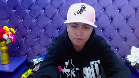 Snapshot of im_mathias chatting on January 2025 09:04:02 AM mathias online show from January 2025 09:04:02 AM