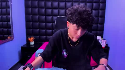 Snapshot of im_mathias chatting on October 2025 04:31:02 AM mathias online show from October 2025 04:31:02 AM