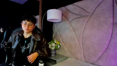 mathias online show from April 2026 03:42:01 AM