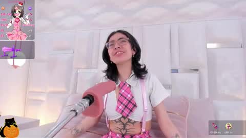 Moly  online show from October 2025 09:15:01 PM