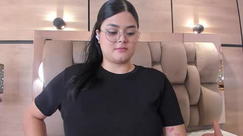 im mou  online show from January 2026 01:02:01 PM