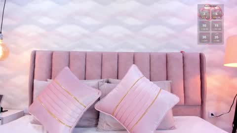 Nika online show from January 2025 12:47:02 PM