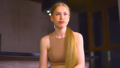 Snapshot of im_sexy_and_i_know_it_ chatting on February 2026 04:26:01 PM Brie online show from February 2026 04:26:01 PM