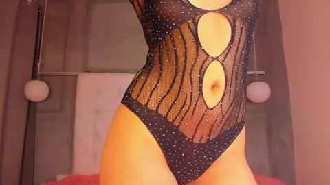 im tiffany  online show from February 2026 06:40:02 AM