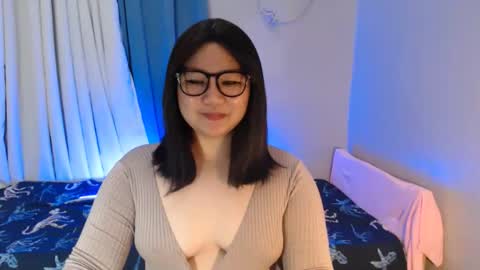 Snapshot of im_ur_cutiewife chatting on September 2025 10:32:01 PM cherryl online show from September 2025 10:32:01 PM