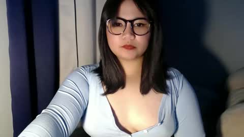 Snapshot of im_ur_cutiewife chatting on October 2025 04:42:01 PM cherryl online show from October 2025 04:42:01 PM