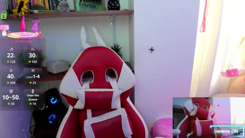 Lisa Hyga online show from October 2025 04:52:02 PM