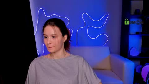 imhaileyy online show from May 2026 09:50:02 AM