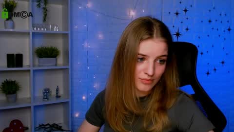 imhaileyy online show from June 2026 12:07:02 PM