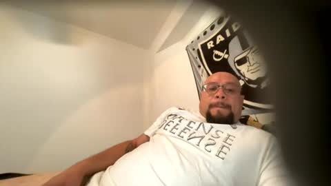 Snapshot of imhardjames13 chatting on July 2026 04:23:02 AM Imhardjames13 online show from July 2026 04:23:02 AM