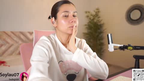 imjess_ online show from February 2026 07:16:02 AM