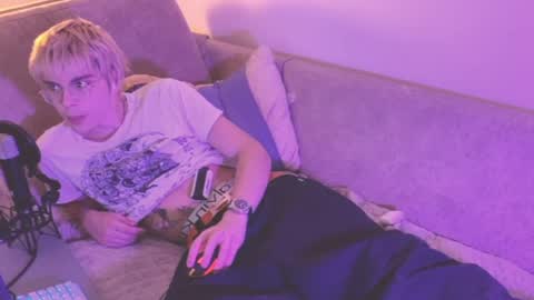 LEO online show from April 2026 07:11:01 PM