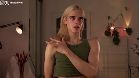 Snapshot of imkawaiiboi chatting on September 2025 09:14:01 PM sasha hethey online show from September 2025 09:14:01 PM