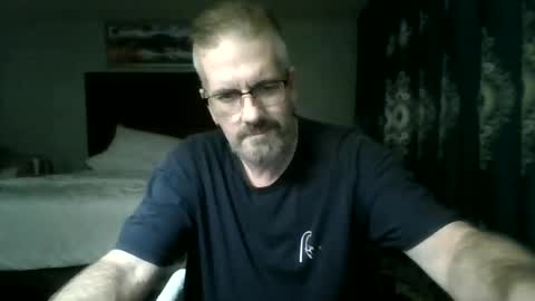 Snapshot of imkindahung chatting on April 2026 08:37:02 AM imkindahung online show from April 2026 08:37:02 AM