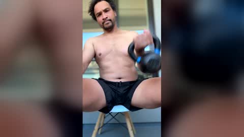 imlightskn online show from April 2026 09:56:01 PM