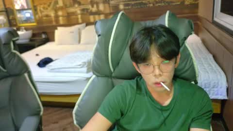 imlowerlife online show from September 2025 03:56:02 PM