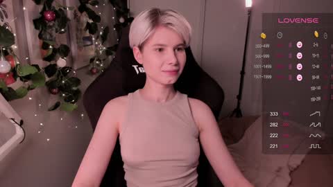 Mia online show from December 2024 05:29:02 PM