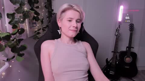 Mia online show from February 2025 01:08:02 PM