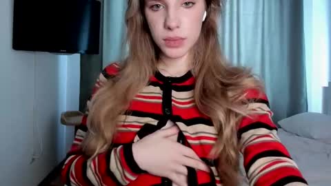 Snapshot of imogensy chatting on February 2025 05:41:01 AM my name Imo Fansly online show from February 2025 05:41:01 AM