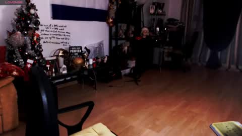 Empress online show from February 2025 05:05:01 AM