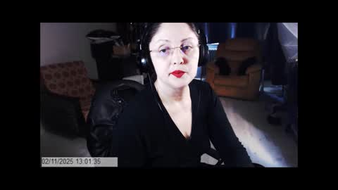 Empress online show from November 2025 11:01:02 AM