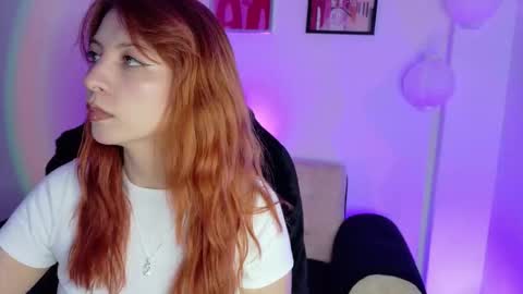 Sienna online show from February 2026 10:03:01 PM