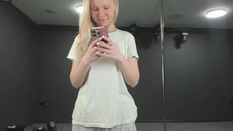 Masha online show from May 2026 08:14:02 PM