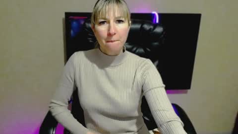 incredible_ariela online show from December 2024 11:45:02 AM