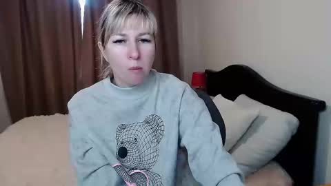 incredible_ariela online show from February 2025 12:19:02 PM