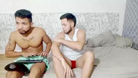 Snapshot of independent_colombianmodel chatting on October 2025 01:23:01 AM ANDY DAVID online show from October 2025 01:23:01 AM