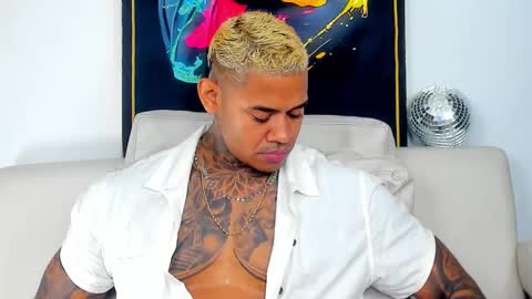 Jacobo online show from November 2025 01:19:01 AM