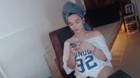 indestructabletrixie online show from March 2026 01:54:01 AM