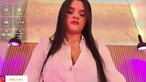 Indi Catalina online show from December 2025 01:40:02 PM