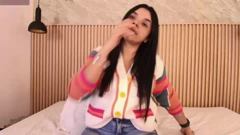 Indi Catalina online show from December 2025 12:34:02 PM