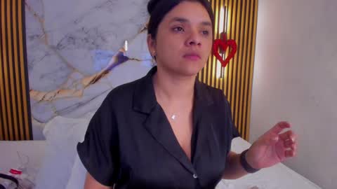 Indi Catalina online show from March 2026 12:49:01 PM