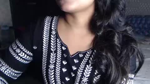 Anu online show from September 2025 05:26:03 PM