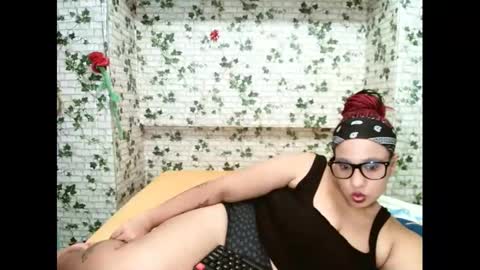 Candy cat online show from March 2025 07:06:02 PM